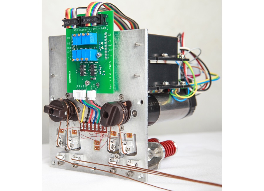 Modular actuator bank with custom amplifier board, pulleys and tendon cables